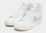 Nike Blazer Mid '77 Damen 4 Nike Blazer Mid '77 Damen – Bild 2